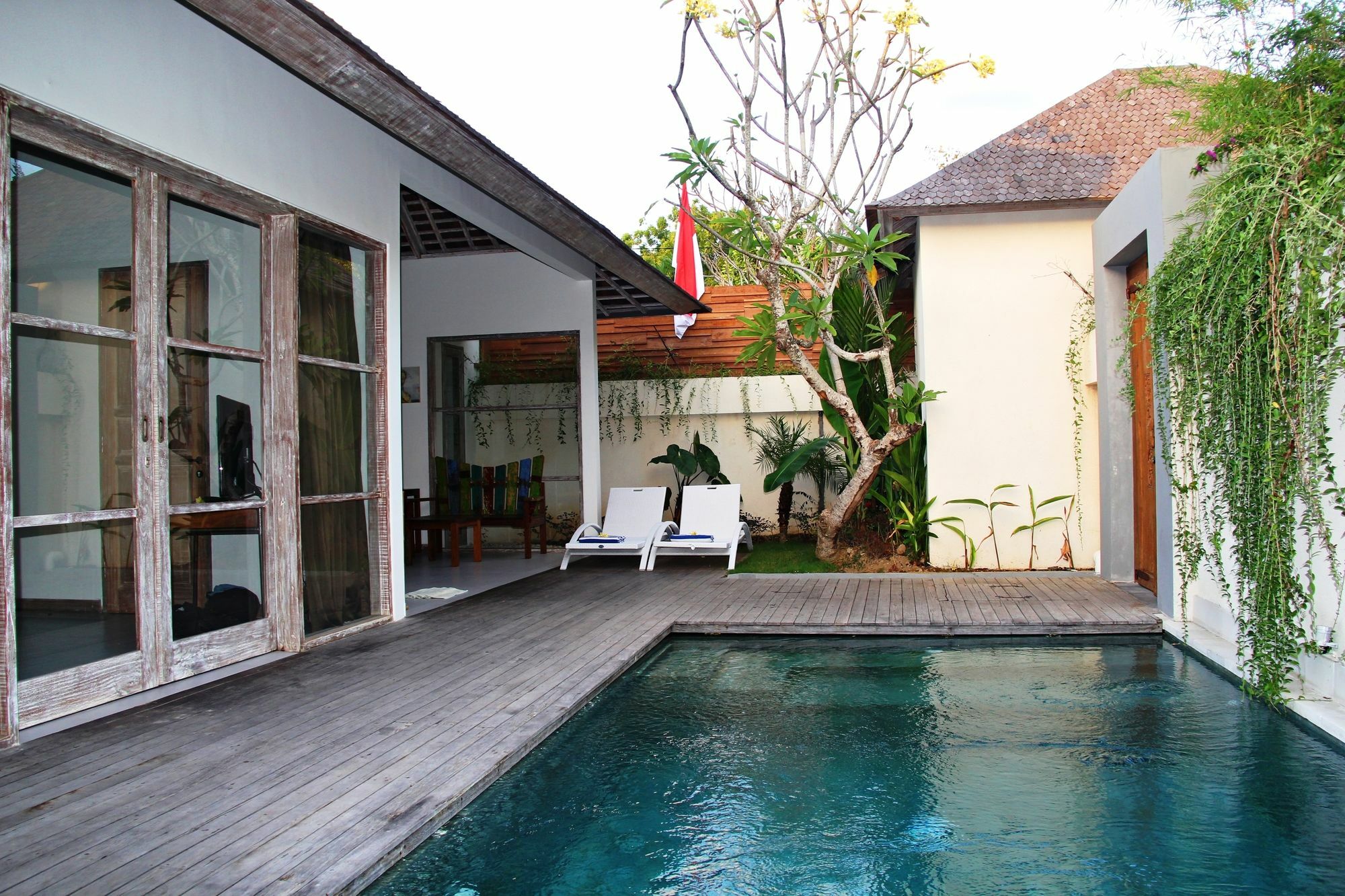 הוילה Legian The Decks Bali מראה חיצוני תמונה